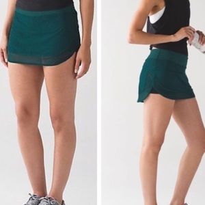 LULULEMON hotty hot skirt